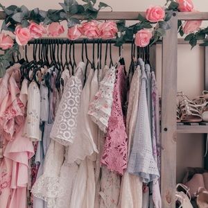 Meet your Posher, Always dress up